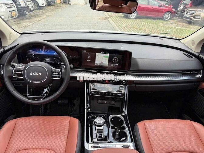 Kia Carnival 2024 Signature 2.2D - 40000 km