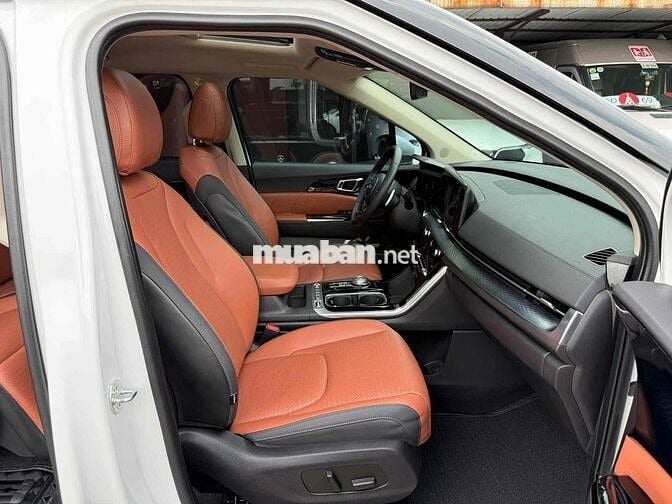 Kia Carnival 2024 Signature 2.2D - 40000 km