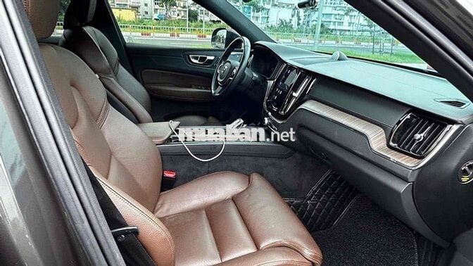 Volvo XC60 2020 T6 AWD Inscription - 53000 km