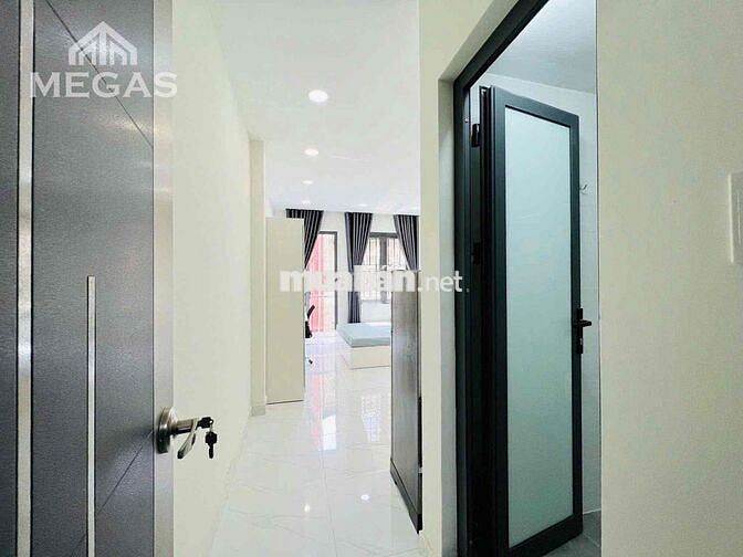 Cho thuê căn hộ Studio Ban công Q1 gần chợ Bến Thành, Bitexco