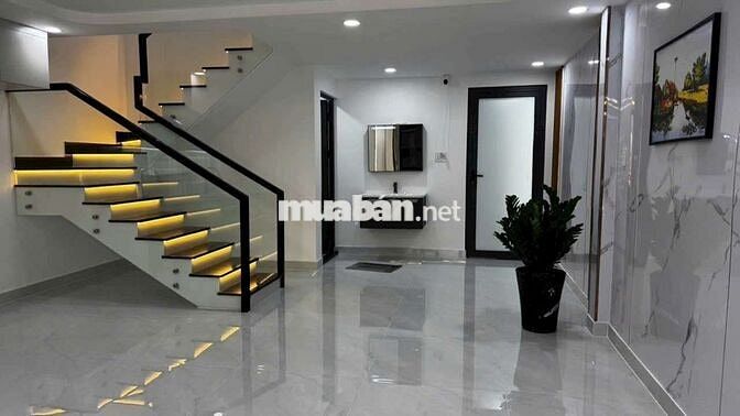 Cần Bán gầp nhà P TTN Q12 .DT 5,3 x19 ..1 trệt. 1 lầu 4PN .3WS .