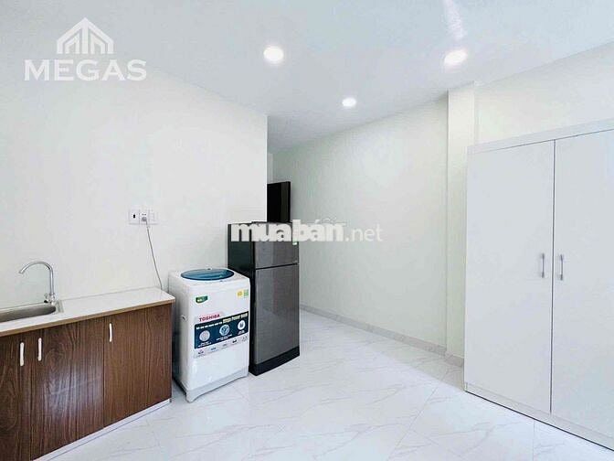 Cho thuê căn hộ Studio Ban công Q1 gần chợ Bến Thành, Bitexco
