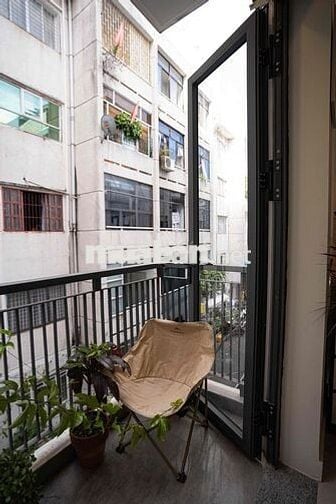 ❤️CĂN HỘ BAN CÔNG - THANG MÁY❤️NGAY CHUNG CƯ CỐNG QUỲNH QUẬN 1