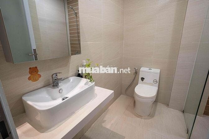 ❤️CĂN HỘ BAN CÔNG - THANG MÁY❤️NGAY CHUNG CƯ CỐNG QUỲNH QUẬN 1