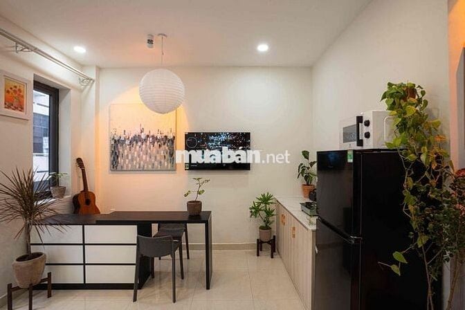 ❤️CĂN HỘ BAN CÔNG - THANG MÁY❤️NGAY CHUNG CƯ CỐNG QUỲNH QUẬN 1