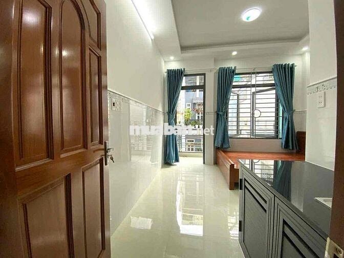 STUDIO BAN CÔNG FULL NỘI THẤT GẦN SÂN BAY