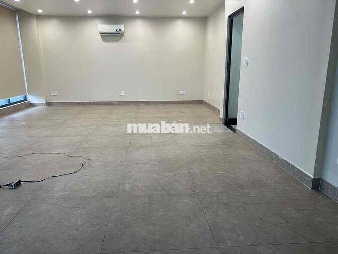 Cho thuê toà nhà 7 tầng đường Quốc Lộ 13 - Ngang 16m - hơn 1000m sàn