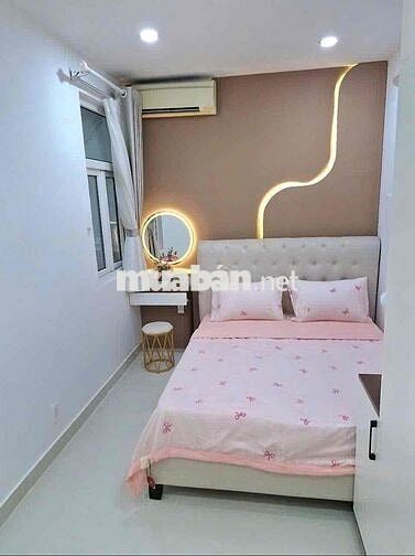 bán Gấp giá rẻ nhà mới decor mới