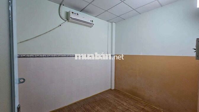 Cho thuê nhà  nguyên căn 2 mặt hẻm phạm thế hiển F6,Q8 nhà