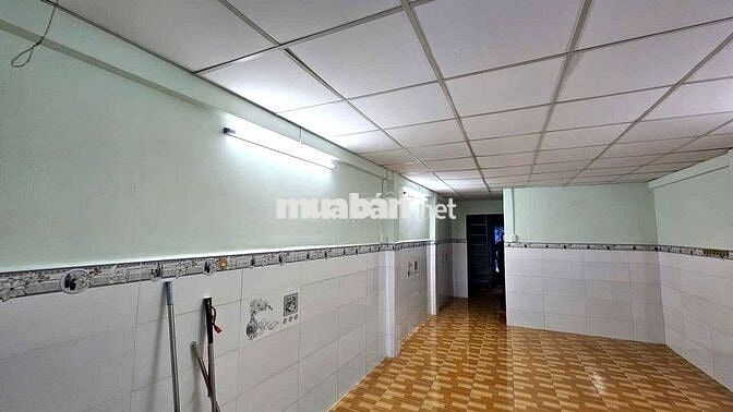 Cho thuê nhà  nguyên căn 2 mặt hẻm phạm thế hiển F6,Q8 nhà