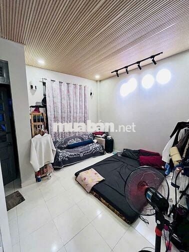 BÁN NHÀ LÔ GÓC KỀ HIM LAM- 68MV- HXH ÂU DƯƠNG LÂN. QUẬN 8- CHỈ 3,3 TỶ
