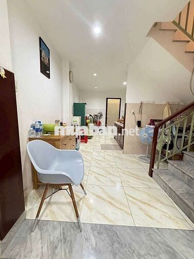 8,4 TỶ TL 
GẦN UBND QUẬN 
 249/19a VƯỜN LÀI HẺM ÔTÔ 
NHÀ 3 TẦNG