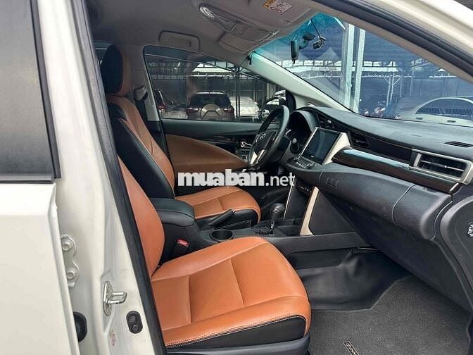 Toyota Innova 2.0G 2019 - 101000km