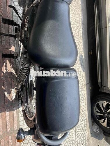 Suzuki ST250