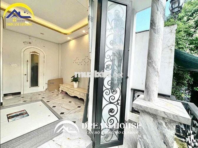 STUDIO CAO CẤP FULL NỘI THẤT CÓ BAN CÔNG TÁCH BẾP GẦN AEON BÌNH TÂN