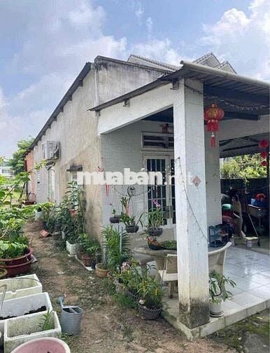 BÁN ĐẤT TẶNG NHÀ CŨ ĐỊNH HOÀ MẶT TIỀN DX 74.BÌNH DƯƠNG CŨ. 10x39