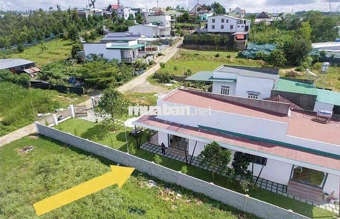 Bể nợ bán lỗ gấp lại nhà vườn 595m2 giá 799tr ngay khu đông dân cư