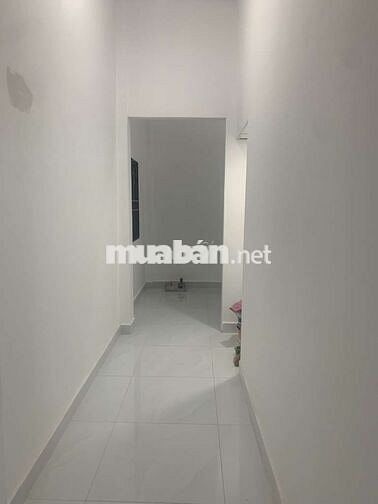 BÁN NHÀ TRƯỜNG CHINH, VỊ TRÍ ĐẸP, QUẬN 12,DT 68M²(4×17), 2TẦNG 5PN,5WC