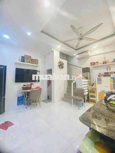 BÁN NHÀ ĐẸP GIÁ TỐT – NGAY CỔNG NHÀ GA T3, SÂN BAY TÂN SƠN NHẤT