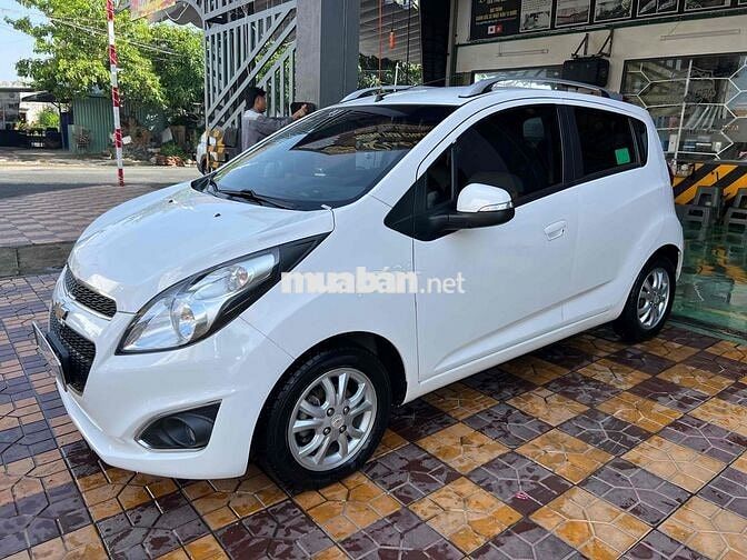 Chevrolet Spark 2015 LTZ 1.0 - 27 km