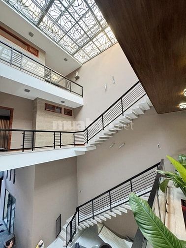 Biệt thự khu VIP Lam Sơn 170m2, 8x23m, 4 tầng, 39 tỷ
