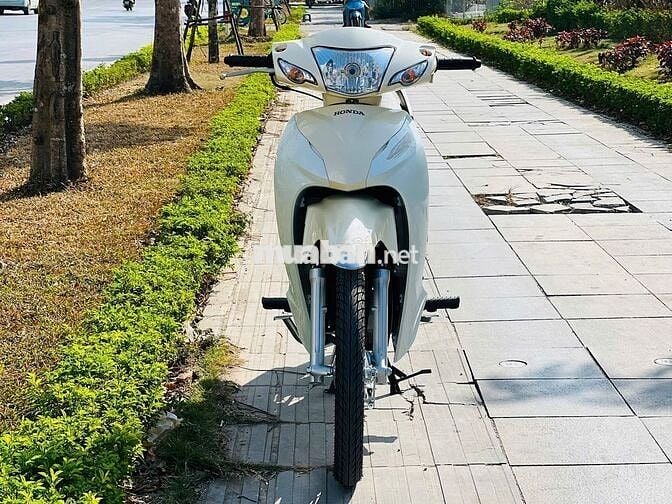 HONDA WAVE A 110 MÀU TRẮNG BẢN 2025 SIÊU MỚI 99.9%