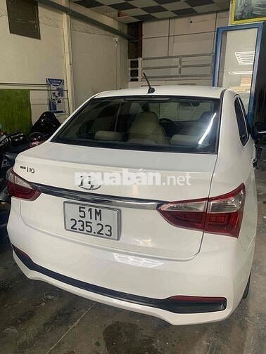 Hyundai Grand i10 2018 Sedan 1.2 MT - 230000 km