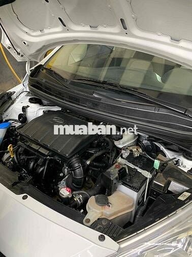 Hyundai Grand i10 2018 Sedan 1.2 MT - 230000 km