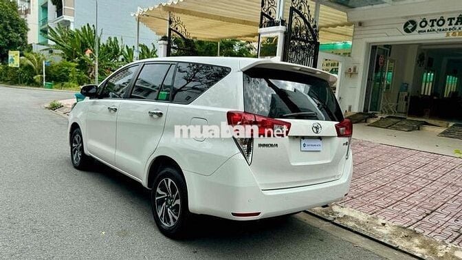 Toyota Innova 2021 2.0E - 98000 km