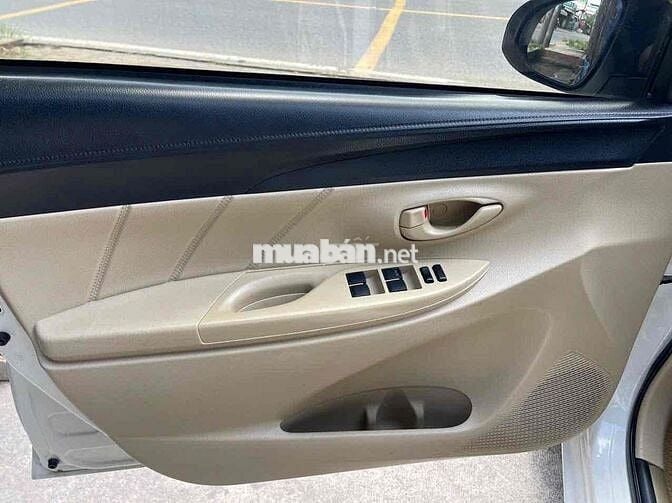 Toyota Vios 2016 1.5E MT - rat đẹp ki giấy