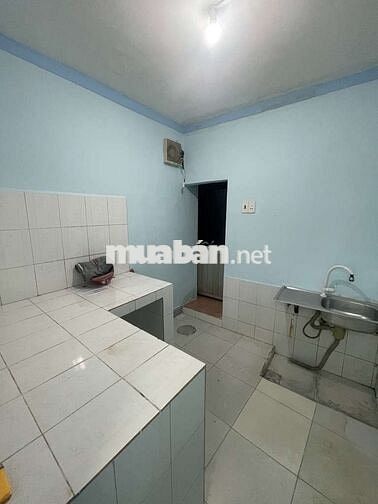Bán nhà nhỏ , giá rẻ , xem là chốt.  Văn Thân P8Q6