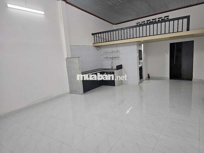 Cho thuê nhà cách cầu Săn Máu 200m