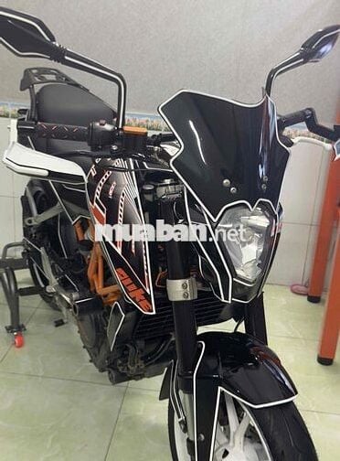 DUKE 390 ABS