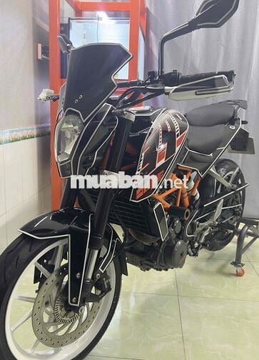 DUKE 390 ABS