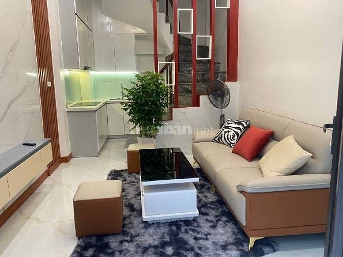 TÂN MAI-LÔ GÓC-5 TẦNG-Ô TÔ ĐỖ CỬA
