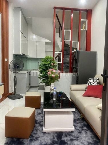 TÂN MAI-LÔ GÓC-5 TẦNG-Ô TÔ ĐỖ CỬA