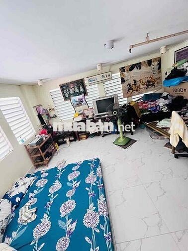 Nhà đường Xe Tải , Quận 8 - 55m2 - 3 phòng - khu tiềm năng - hơn 3ty