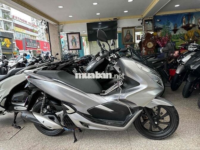 Honda PCX 125 2018 Smartkey Bạc Đen BSTP Chính Chủ