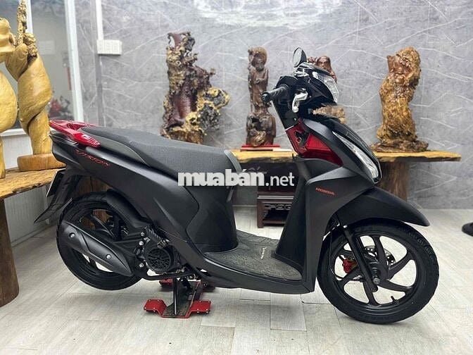 👉Vision 2016 chính chủ bstp máy bao zin, êm