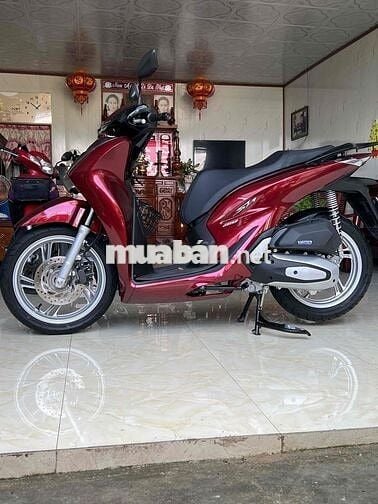 cần bán xe sh 160i đời 2024 màu đỏ thắng abs
