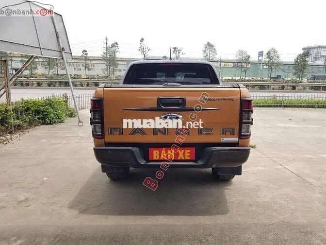 Ford Ranger wildtrack bitubo 2018 số tự động 2 cầu