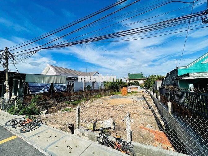 Bán đất mặt tiền 200m2 chỉ 550Tr SHR đường số 26 Tân Thông Hội Củ Chi