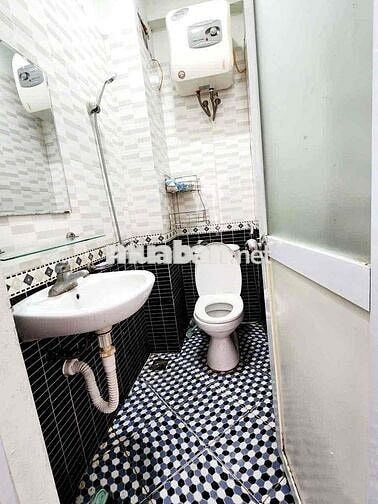 Bán 2 Căn CCMN Rẻ Đẹp ô tô đỗ - Vương Thừa Vũ , Hoàng Văn Thái