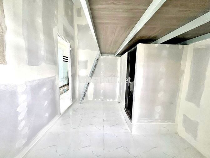 PHÒNG GÁC MỚI NGAY ĐH GIA ĐỊNH
