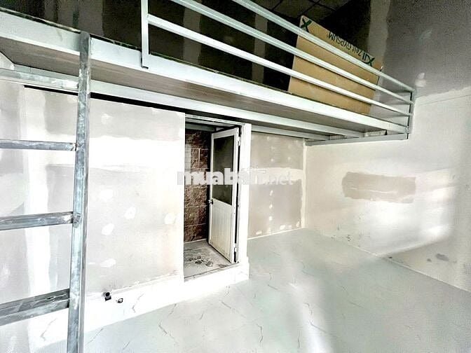 PHÒNG GÁC MỚI NGAY ĐH GIA ĐỊNH