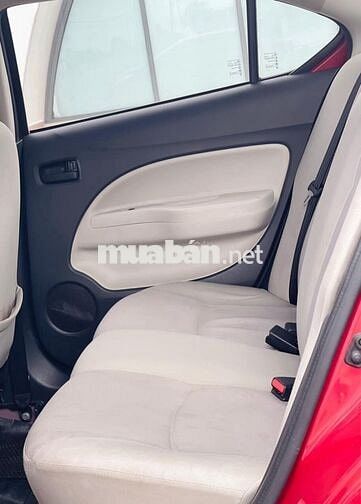 Mitsubishi Attrage 2019 1.2 MT đỏ đẹp, 199tr