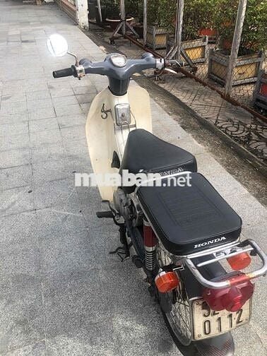 học xong phổ thông không đi nữa nên bán