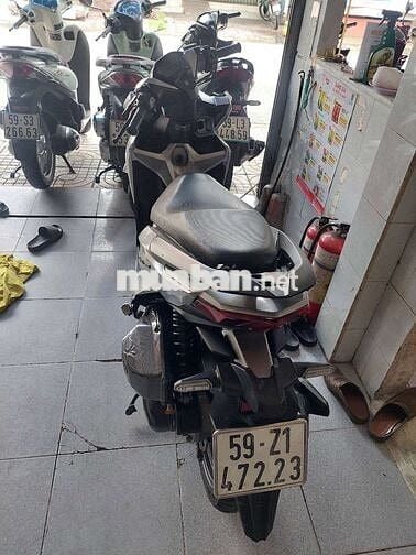 Vario 150 xe nhà chạy máy êm bao zin còn mới keng