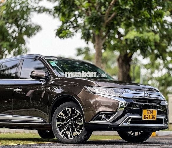 Outlander 2.0 đời 2020 zin chính chủ