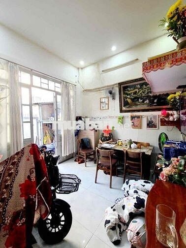Nhà Nhỏ Hẻm To - Quận 6 - Giáp Tân Phú - 3 phòng - Hiện hữu - hơn 3ty